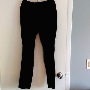 Jacquard black capri pants